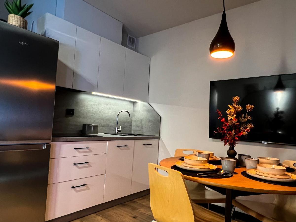Apartament Delux Roztocze Tomaszów Lubelski Exterior foto